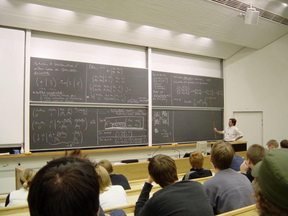 Quanto Guadagna Un Professore Di Matematica