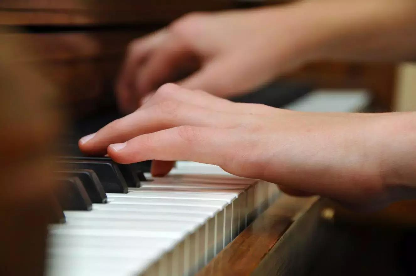 Il Pianoforte è Uno Strumento A Corda