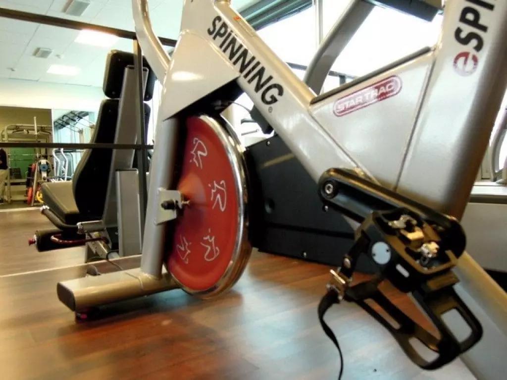 Tutto sulla Spin Bike: Benefici, Caratteristiche e Acquisto