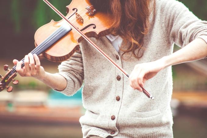 Come Imparare a Suonare il Violino da Autodidatti