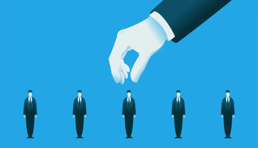 Illustrazione con uomini e una mano che scende dall'alto.